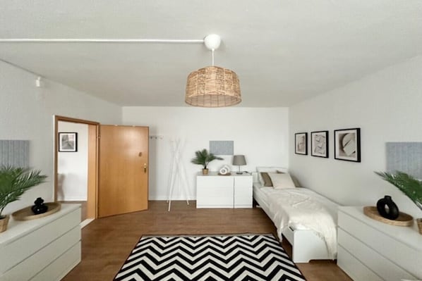2 Schlafzimmer, Schreibtisch, kostenloses WLAN, Bettwäsche