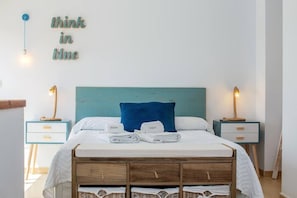 1 habitación y cuna de viaje 
