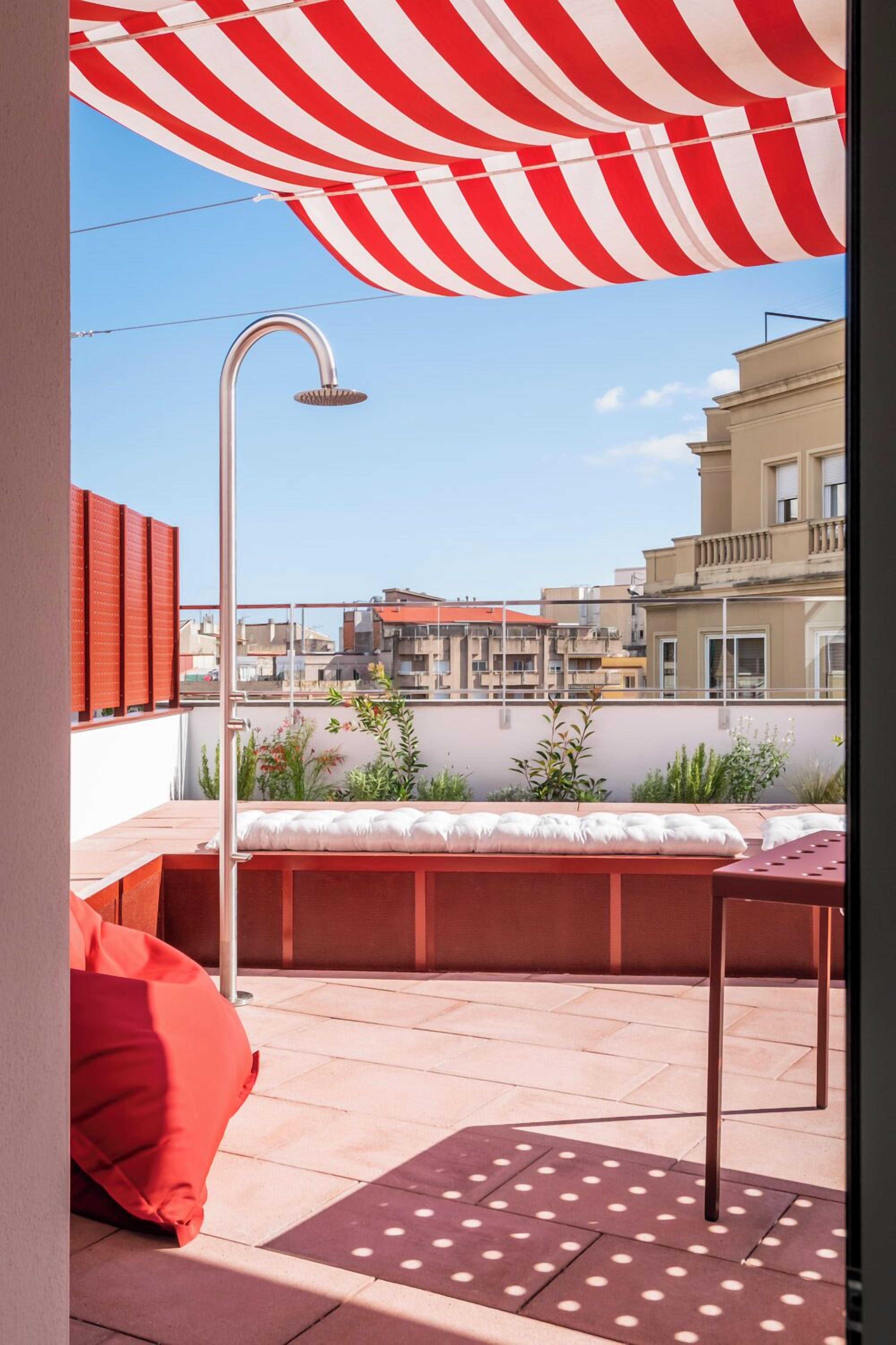 Photo - BYPILLOW Flamant