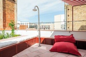 Superior Double Room with Terrace | Desk, free WiFi, bed sheets
