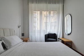 Apartment, 3 Bedrooms, Balcony | 3 bedrooms, desk, laptop workspace, iron/ironing board - JOIVY Welcoming 3BR Flat in Milan Centre (Milan)