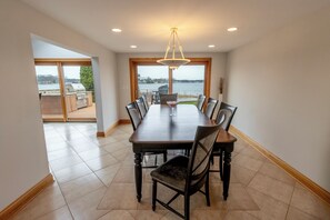 Dining - Lakefront Tech-savvy Home with Pool & Hot Tub (La Porte)