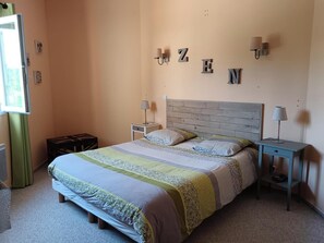 3 chambres, fer et planche à repasser, Wi-Fi