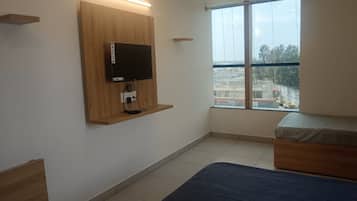 Bureau, Wi-Fi gratuit, draps fournis