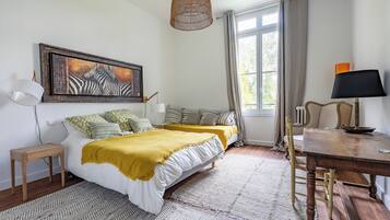 8 Schlafzimmer, Bügeleisen/Bügelbrett, WLAN, Bettwäsche