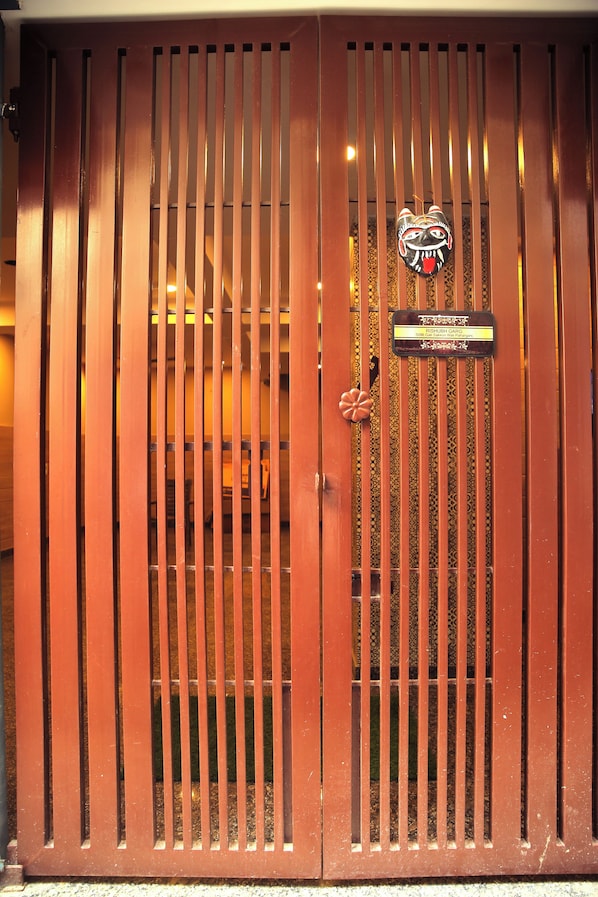 Front of property - Casa Central (New Delhi)