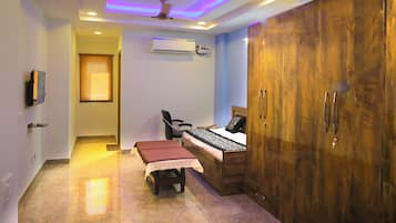 Comfort Suite | Iron/ironing board, free WiFi