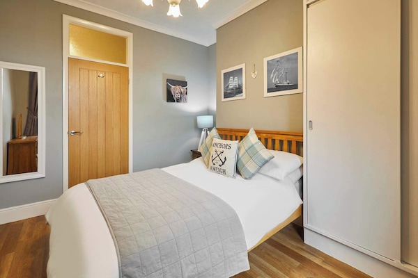 Hope Terrace, Amble - Host & Stay