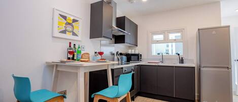 Fridge, microwave, stovetop, toaster