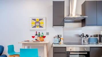Fridge, microwave, stovetop, toaster