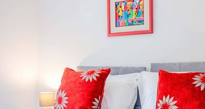 Host & Stay | Croydon Road Dwelling