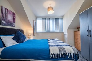 5 chambres, bureau, fer et planche à repasser, Wi-Fi