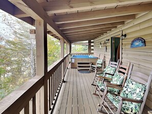 Bañera de hidromasaje al aire libre