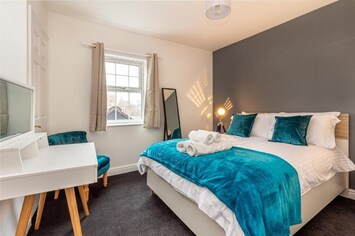 New Street Room, Worcester - Host & Stay