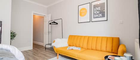 Televisión y oficina