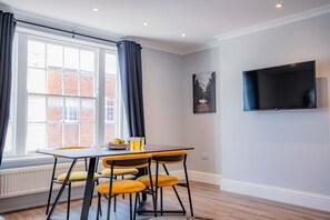 Dining - Host & Stay | Bridge Street Penthouse Apartment (Evesham)