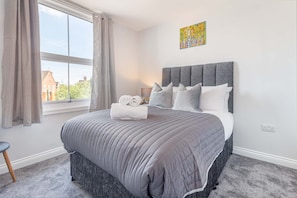 1 bedroom, WiFi, bed sheets - Host & Stay | The Bull Inn Flat 2 (Fernhill Heath)