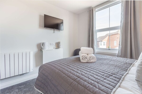 1 bedroom, WiFi, bed sheets