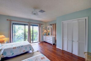 2 bedrooms, desk, iron/ironing board, free WiFi