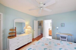 2 habitaciones, escritorio, tabla de planchar con plancha y wifi gratis 