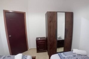 2 bedrooms, iron/ironing board, WiFi, bed sheets - 871 · 2BR Townhouse, with backyard (Sheikh Zayed City)