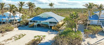 Gulf Front Getaway at Gulf Cottage 1108