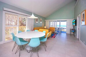 Dining - Gulf Front Getaway at Gulf Cottage 1108 (Captiva)