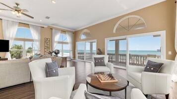 Télévision, jeux vidéo, chaßne hi-fi, espaces bureaux