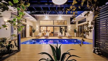 Luxe villa, privézwembad, uitzicht op tuin | Privézwembad