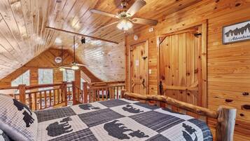 家庭小屋, 3 间卧室, 无烟房, 山景 | 3 多间卧室、特色装修、特色家居、熨斗/熨衣板