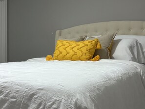 2 habitaciones, tabla de planchar con plancha y wifi gratis 