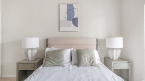 Apartment, 2 Bedrooms | Individually decorated, individually furnished, laptop workspace - Landing Apartments Houston Southbelt (Houston)