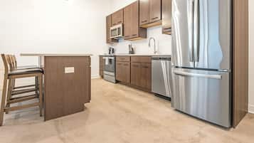 Apartament, 1 dormitori | Cuina privada | Frigorífic gran, microones, forn i placa de cuina
