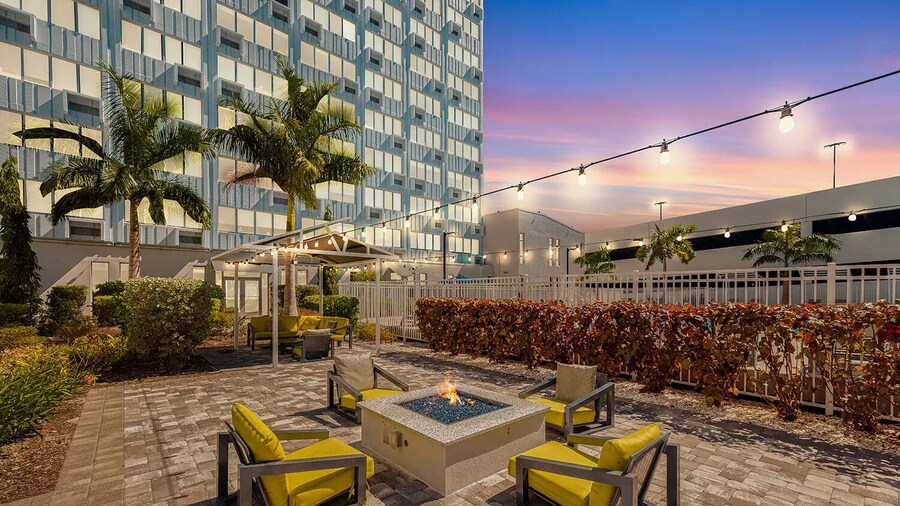 Landing St. Petersburg