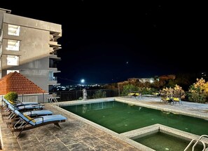 Outdoor pool - Agastya Sea View Resort & Spa (Dapoli)