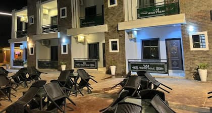 Westmac Hotel and Apartments