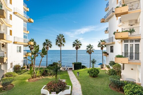 CT 350   Faro's Marbella Beachapartment