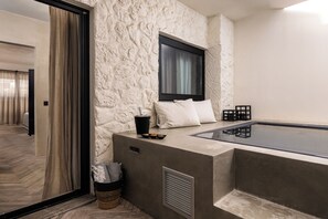 Outdoor pool - Abella Suites Embonas (Rhodes)