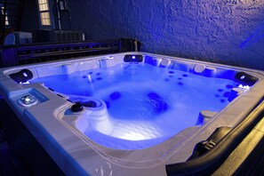 Bain à remous intérieur