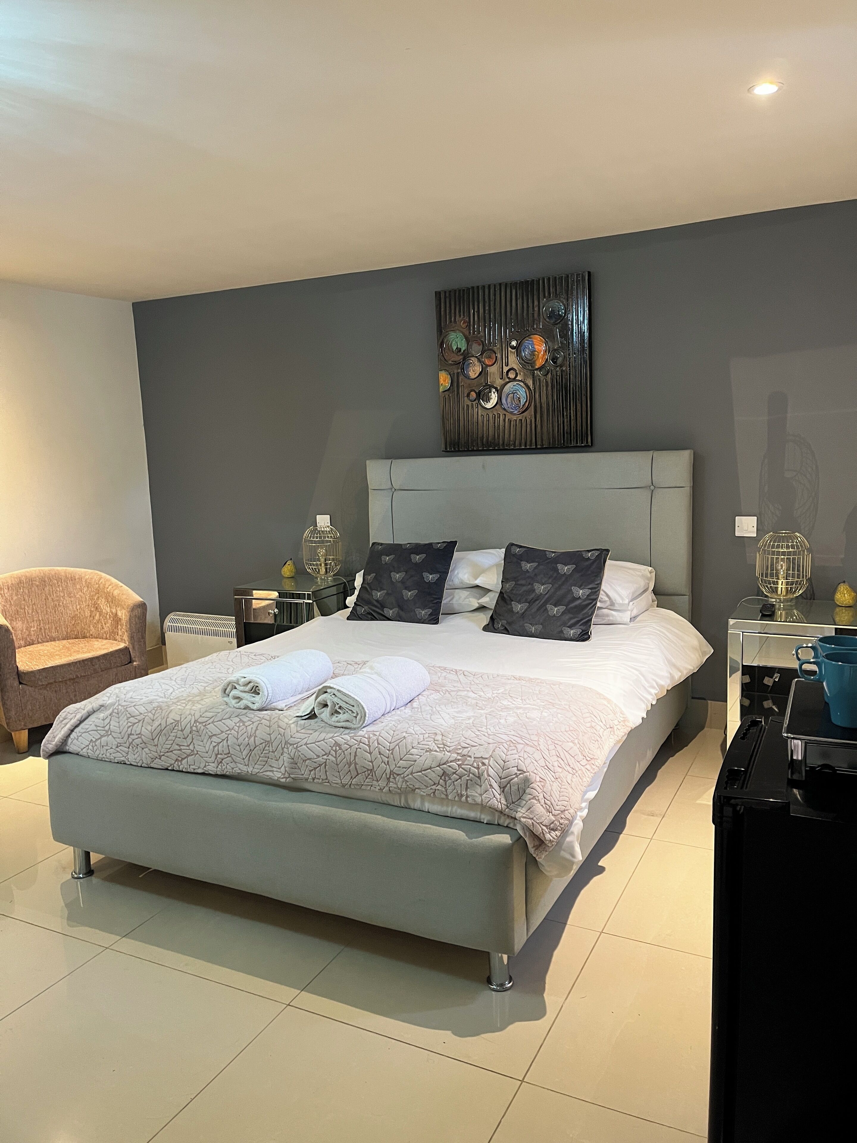 1 bedroom, iron/ironing board, WiFi, bed sheets