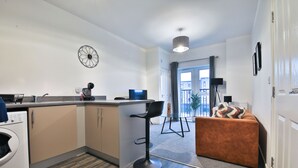Comfort Apartment, 2 Bedrooms | Private kitchen - 2 Bed Flat with Parking Near Waterfront (Barry)