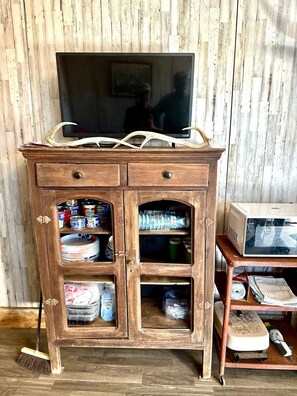 Interior - Lawrence's Llano River Tiny Haus #1 (Llano)