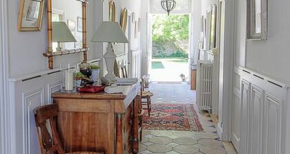 MAGNIFICENT CHARMING CHARENTAISE HOUSE LA ROCHELLE