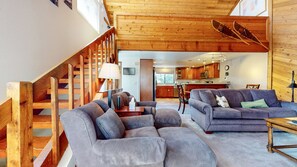 TV, fireplace, DVD player, books