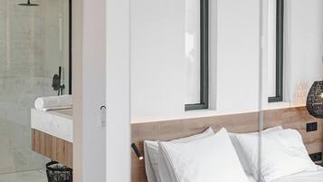 Deluxe Villa, Sea View | 4 bedrooms, Egyptian cotton sheets, premium bedding, memory-foam beds