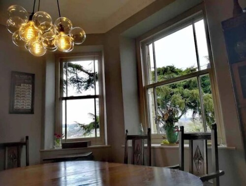 PEAK DISTRICT COUNTRY FARMHOUSE