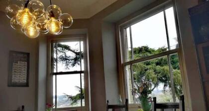 PEAK DISTRICT COUNTRY FARMHOUSE