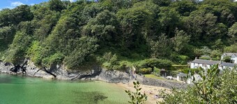 슬립웨이 스위트, 포위 항구 및 주차장 1분 거리