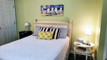 2 bedrooms, iron/ironing board, travel crib, free WiFi