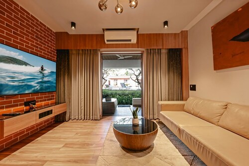 Charming 1-bedroom apartment in delightful Arpora with WiFi, AC, fitness room